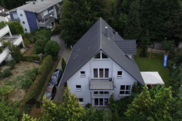 Mehrgenerationenhaus mit Garagen und viel Platz, 8280 Kreuzlingen, Mehrfamilienhaus