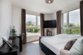 Grosszügiges Schlafzimmer - Hereinspaziert – hier beginnt Ihr neuer Wohntraum