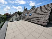 Dachterrasse mit Weiblick