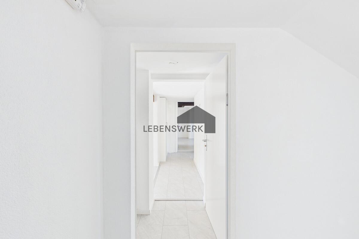 Bühlstrasse 1. Flur im Erdgeschoss