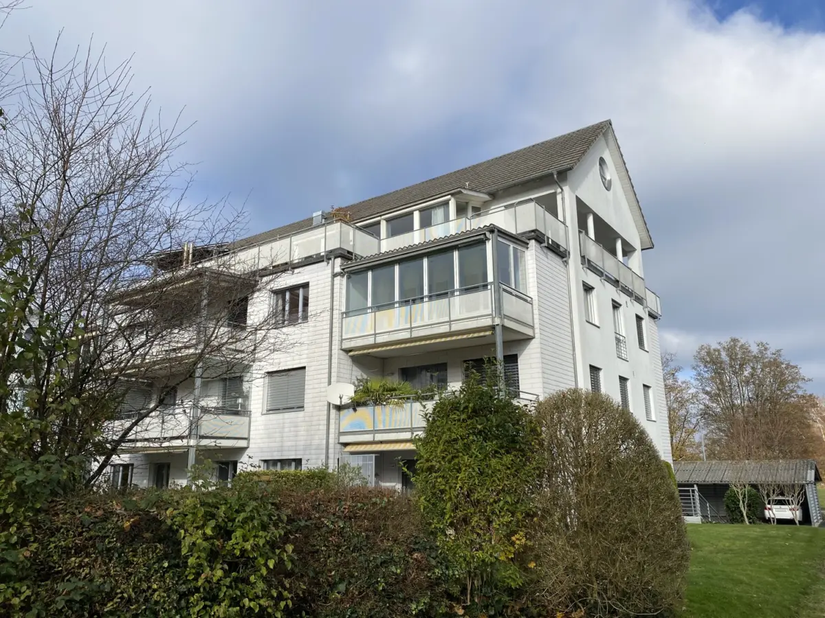 Aussenansicht vom Haus - Wohnung im 2. OG mit verglastem Wintergarten