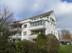 Aussenansicht vom Haus - Wohnung im 2. OG mit verglastem Wintergarten - 4.5 Zimmer-Wohnung mit Seesicht – Bottighofen TG
