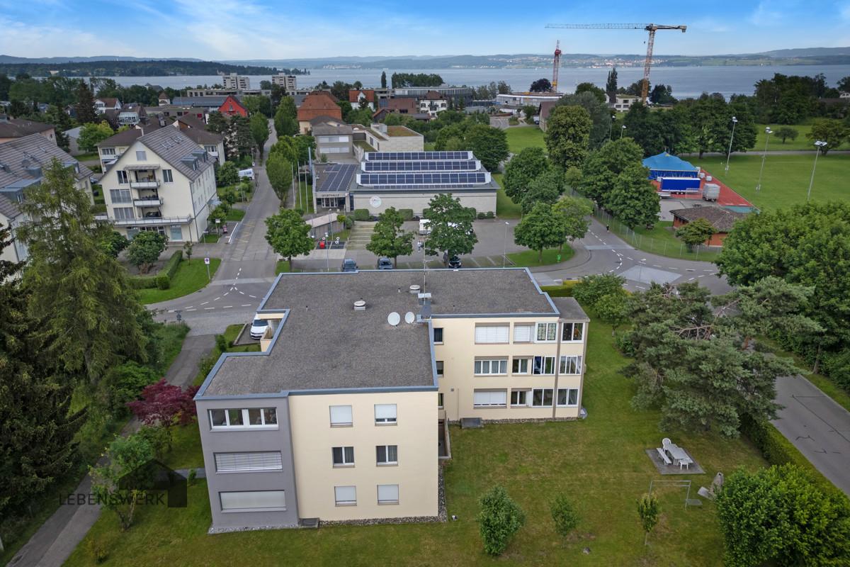Schöne Lage mit direkter Nähe zum See, zur Schule, Sportplatz und Naherholungsgebiet