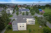 Schöne Lage mit direkter Nähe zum See, zur Schule, Sportplatz und Naherholungsgebiet
