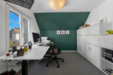 Schlafzimmer im 2. Obergeschoss - Moderne trifft klassischen Stil – Zweifamilienhaus für vielseitige Nutzung (Wohnen/Gewerbe)