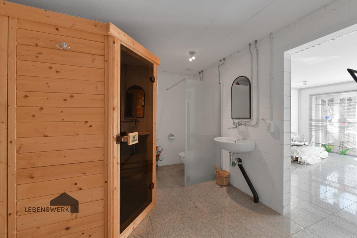 Untergeschoss - Sauna mit WC und Dusche