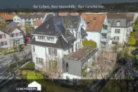 Stadthausvilla mit vielseitigen Nutzungsmöglichkeiten (Wohnen/Gewerbe)