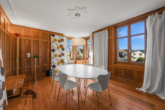 Esszimmer mit viel Charm - Moderne trifft klassischen Stil – Zweifamilienhaus für vielseitige Nutzung (Wohnen/Gewerbe)