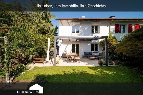 Charmantes Doppeleinfamilienhaus an bester Lage