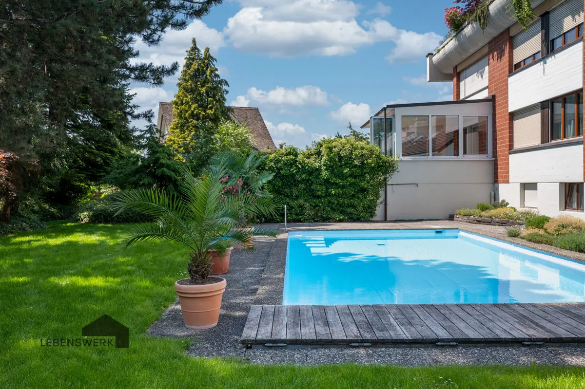 Gemeinschaftspool im Gemeinschaftsgarten