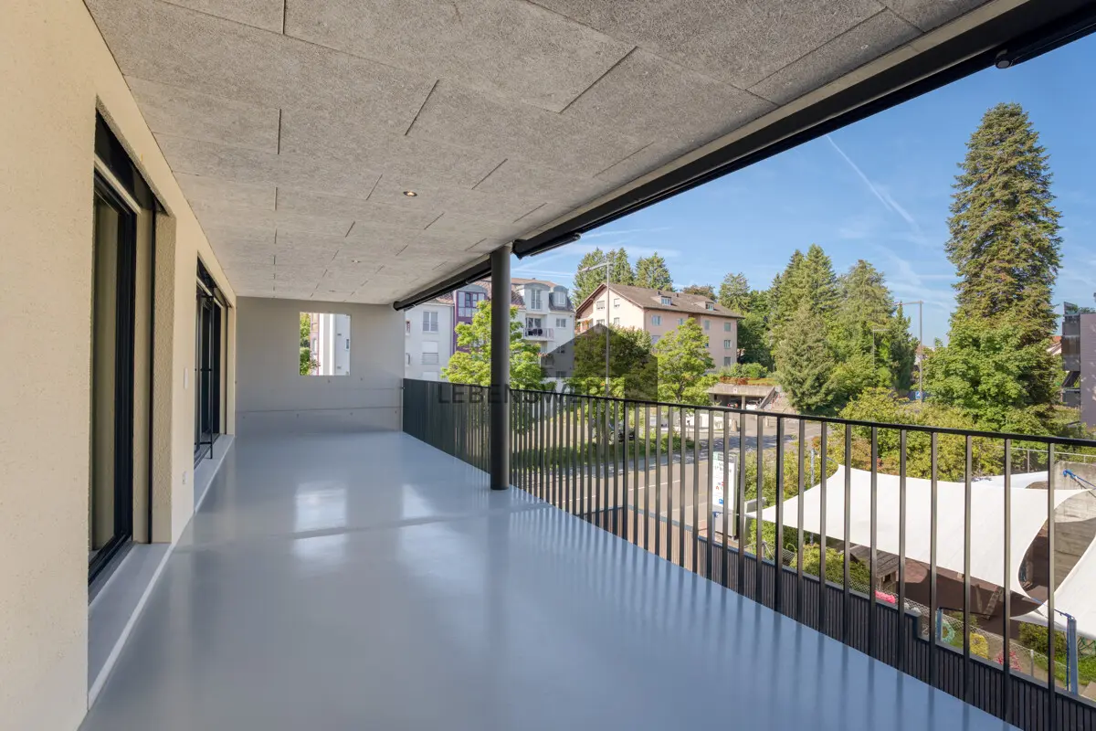Geniessen Sie die Stunden auf Ihrem Balkon - Ihre persönliche Wohlfühl-Oase.