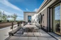 Terrasse Süd mit Sonnenstoren