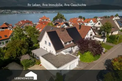 Wohnen, wo andere Urlaub machen – mit Hallenbad und Seeblick, Bodman-Ludwigshafen (DE), 78351 Bodman-Ludwigshafen, Einfamilienhaus