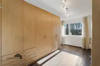 Mögliches Ankleidezimmer