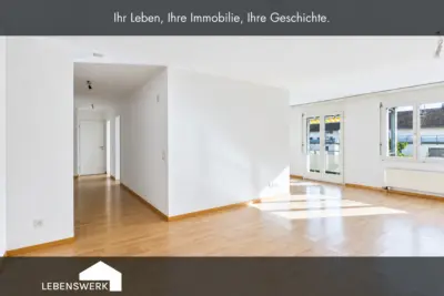 Helle 3.5-Zimmer-Wohnung in ruhiger Lage mit gedecktem Balkon, Bottighofen TG, 8598 Bottighofen, Etagenwohnung