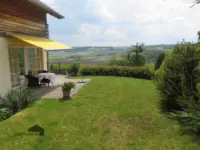 Ebene Gartenfläche