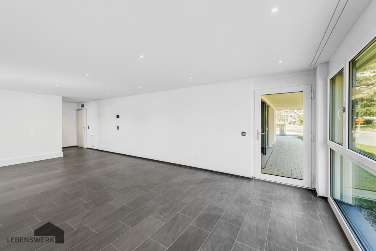 Büro 02 mit direkten Eingang