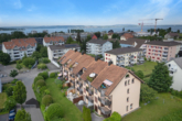 Perfekte Lage mit direkter Nähe zum See, zur Schule, Sportplatz und Naherholungsgebiet - Maisonettewohnung mit eigenem Eingang in Bestlage von Bottighofen