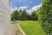Spielen, entspannen, gärtnern oder einfach die Sonne geniessen.