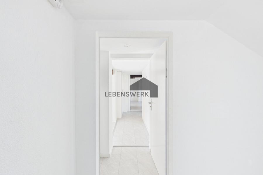 Bühlstrasse 1. Flur im Erdgeschoss