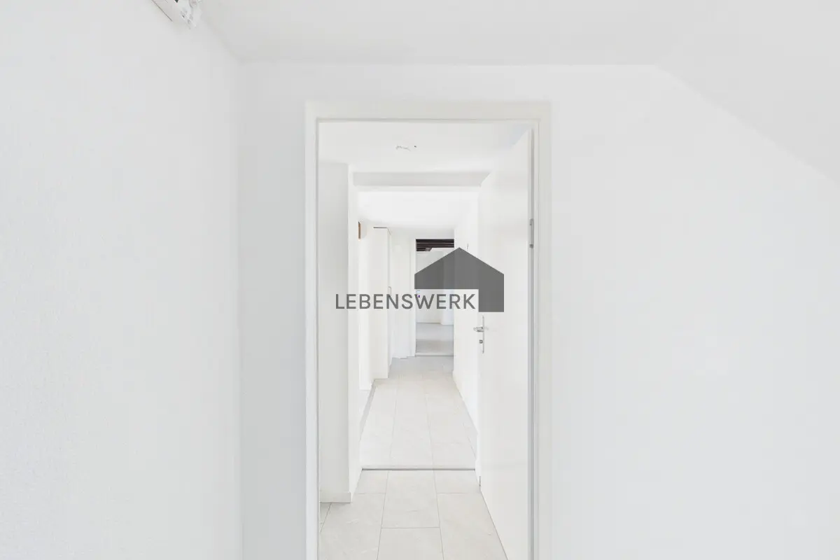 Bühlstrasse 1. Flur im Erdgeschoss