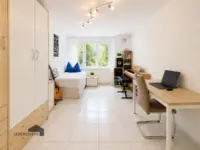Davon drei Zimmer mit Terrassenzugang