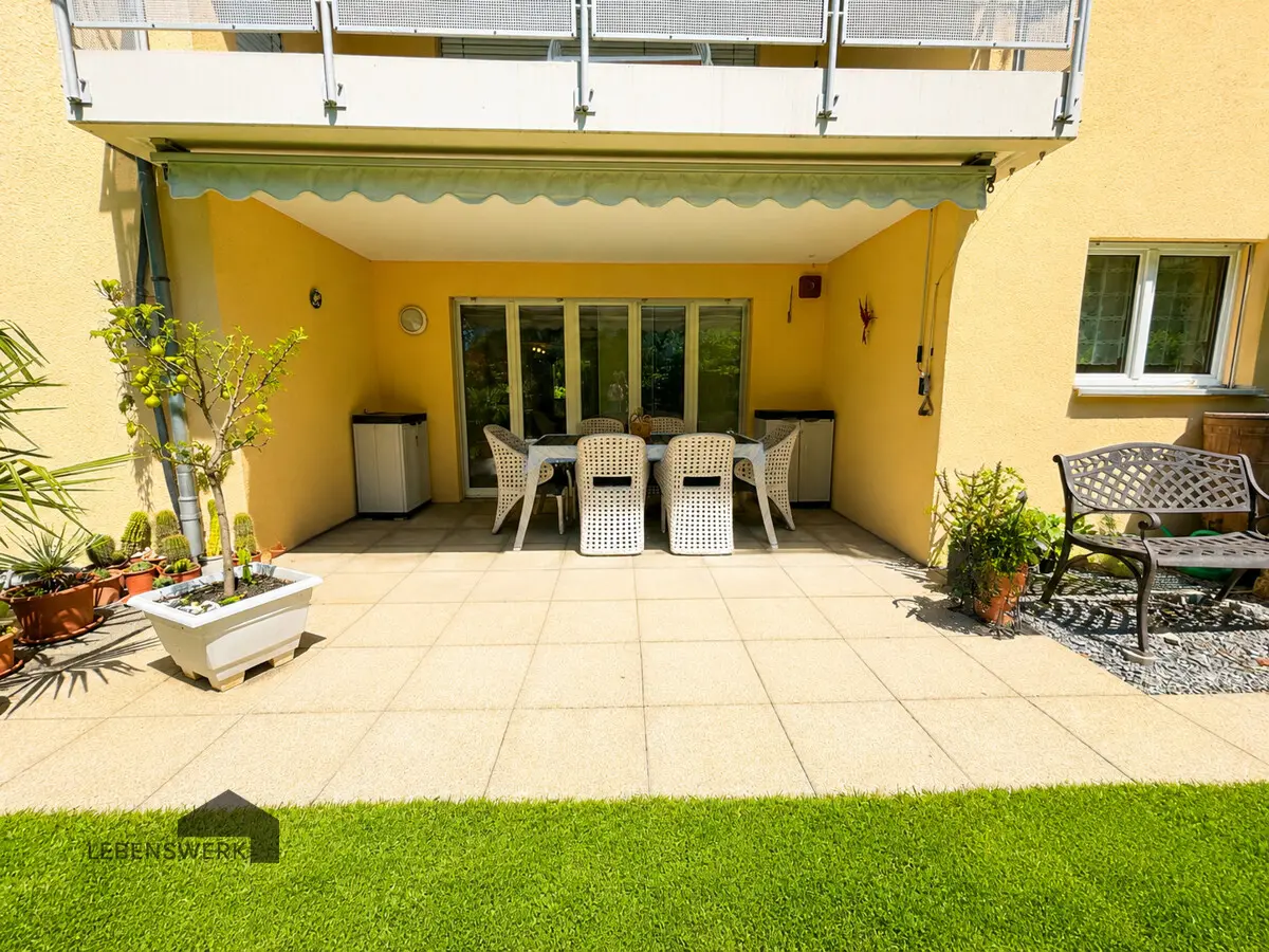 Sonniger Terrassenplatz