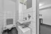 WC mit Lavabo - Gewerberaum in ruhiger Lage