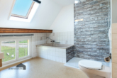 Modernes Badezimmer - Schöne Chaletwohnung im Kemmental – Schwaderloh TG