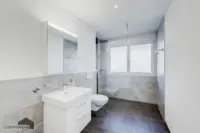 Vollwertiges Bad