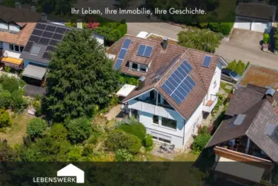 EFH mit Garten, Garage, See- und Alpensicht, Markdorf (DE), 88677 Markdorf (Deutschland), Einfamilienhaus