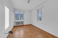 Kinderzimmer, Spielzimmer oder Büro - hell und freundlich im gesamten Tagesverlauf