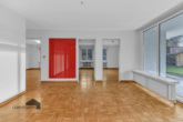 Wohn- Essbereich mit zeitlosem Parkettboden - Gepflegte 5 Zimmer Gartenwohnung an familienfreundlicher Lage