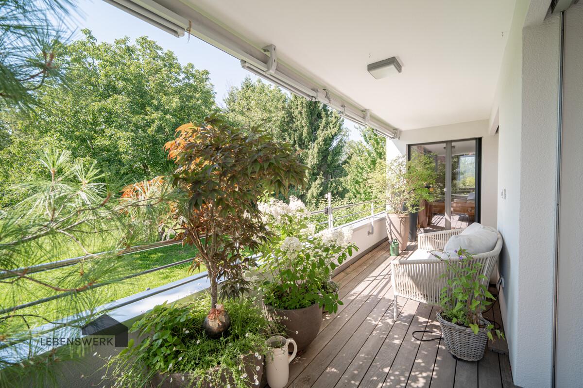 Grosszügiger Westbalkon