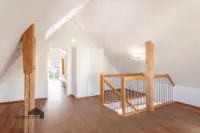 Dachgeschoss mit hohen Decken