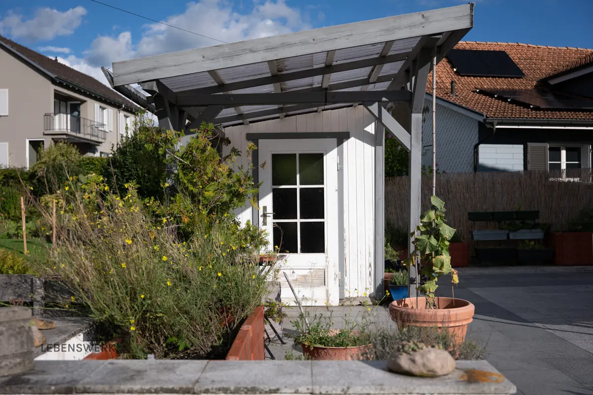 Gartenhaus auf der Terrasse