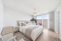 Elternschlafzimmer DG