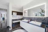 Offenes En-suite Bad