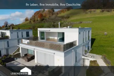 Wo Freiheit beginnt: modernes Attika-Terrassenhaus mit Alpenpanorama, Herdern TG, 8535 Herdern, Attikawohnung