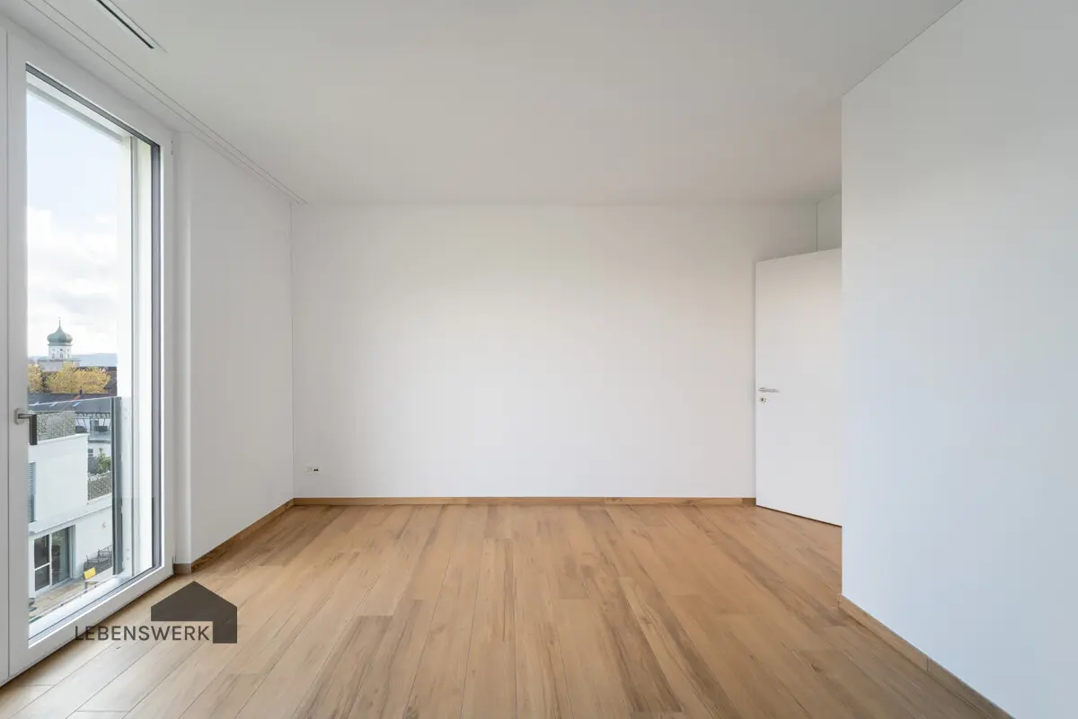 Geräumiges Schlafzimmer