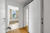Ankleidezimmer - Einbauschrank - 4.5 Zimmer-Gartenwohnung – Hypothek 1.06% bis 2028