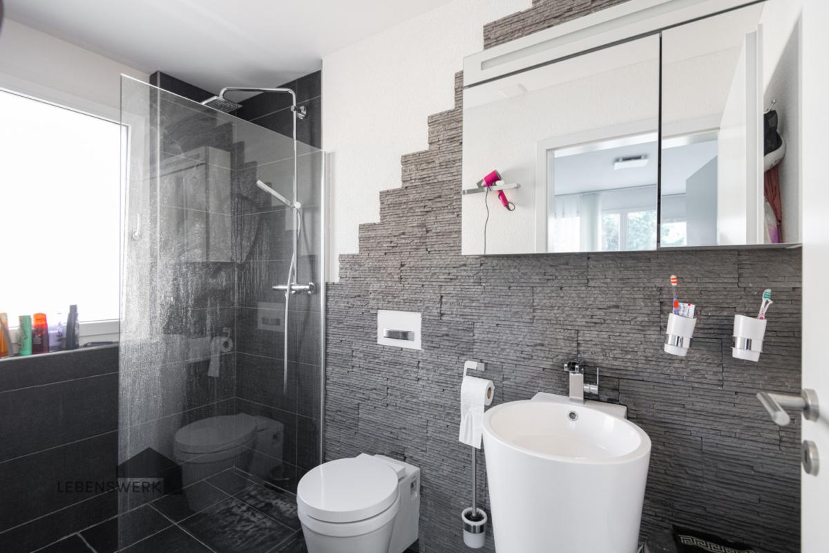 Ensuite Bad mit Dusche
